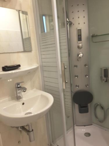 Ein Badezimmer in der Unterkunft Strandidyll