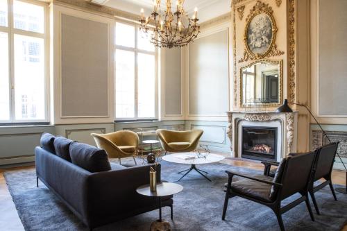 A seating area at Pillows Grand Boutique Hotel Reylof Ghent