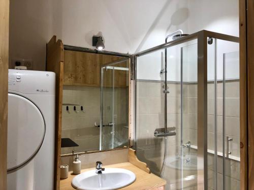 Et badeværelse på Beau Chalet rénové vue lac Tignes