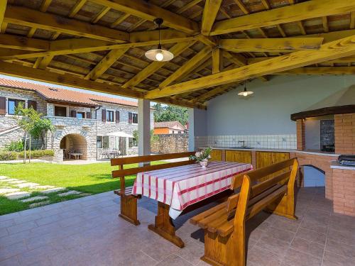 Spacious Villa Sany with Private Pool – Photos 4