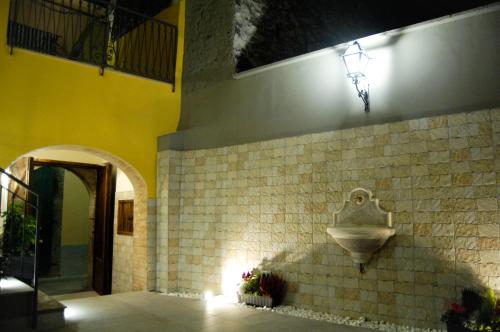 Το κτήριο όπου στεγάζεται  το bed & breakfast