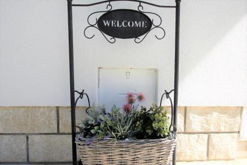 Φωτογραφία από το άλμπουμ του Holiday House Queens with Sea View σε Selce