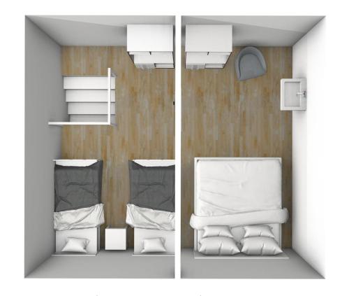 two views of a room with two bunk beds at Zilt Noordwijk in Noordwijk aan Zee