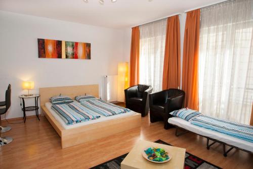 Gabriella studio in the downtown. 1072 Budapest, 28-30 Dob utca  kép - 3