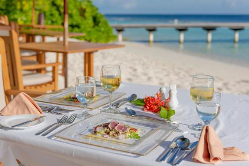 Makanan di atau berdekatan resort