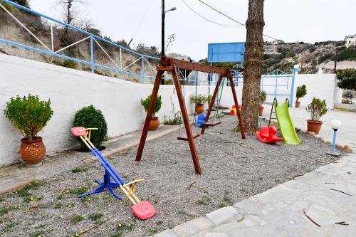 Gallery image of Villa Popi Studios in Kefalos