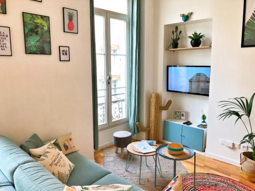 Homelivia, Appart FRIDA, mezzanine, deco raffinee et balcon