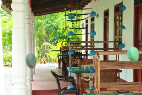 Gallery image of Lobster Inn in Trincomalee