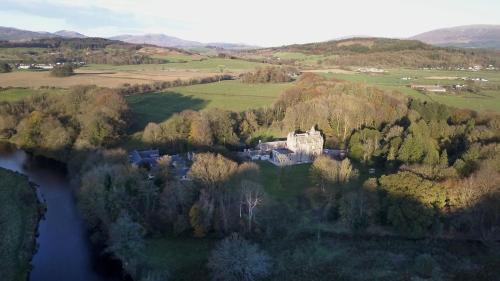 Machermore Castle West Lodgeの鳥瞰図