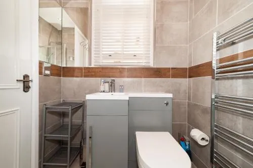 Central London Apartment - Great Location photo 8
