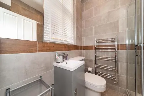 Central London Apartment - Great Location photo 9