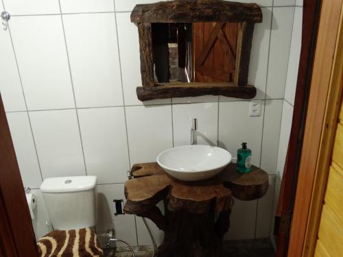 Bilik mandi di Pousada Recanto dos Pôneis Rio Rufino Urubici