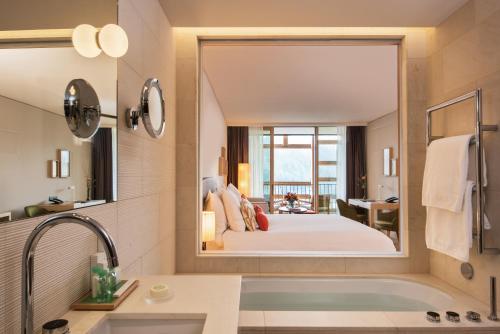 Vannituba majutusasutuses Waldhotel by Bürgenstock
