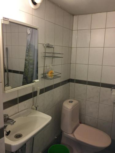 Imagen de la galería de Yrjänäntie Home Apartment, en Oulu