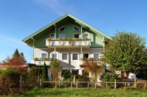 Κήπος έξω από το Gartenhotel Salzach