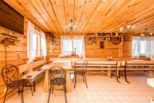 Gambar di galeri bagi Edmart di Dobromislė