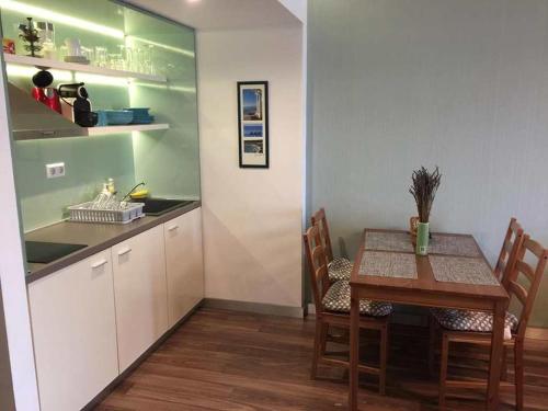 Zdjęcie z galerii obiektu Azur Apartman w mieście Velence