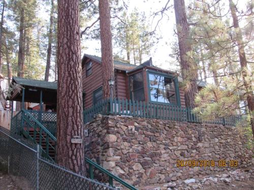 Apple Bear Cabin – Photos 2