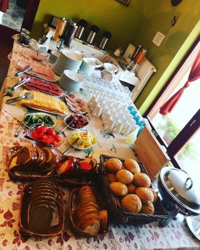 Jídlo v hotelu nebo okolí