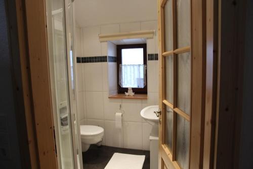 Phòng tắm tại Ferienhaus Sayn bei Koblenz