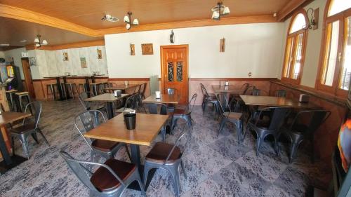 Restoran atau tempat lain untuk makan di Hostal Rural El Padul