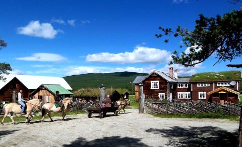 Gallery image of Kvebergsøya Gard in Grimsbu