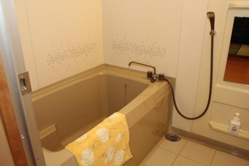 A bathroom at Takahan