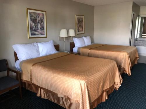 Treetop Inn – Photos 2