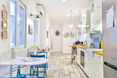 Lanterna Rooms & Apartment