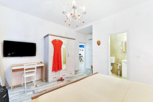 Lanterna Rooms & Apartment