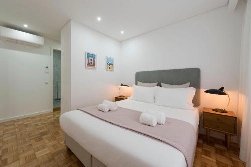Bruno's Downtown Apartment