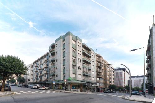 Bruno's Downtown Apartment