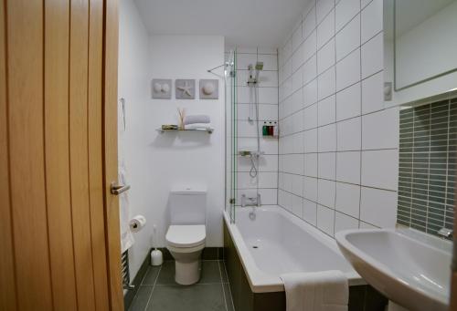 ห้องน้ำของ CS Serviced Apartments