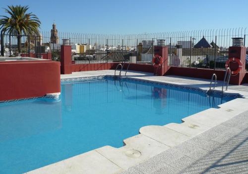 Conde de Ibarra - Piscina 15 mayo a 15 octubre