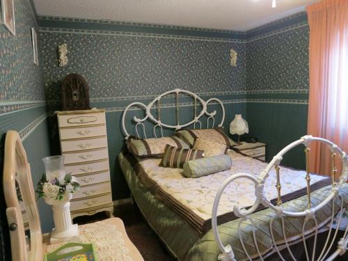 All Seasons Bed & Breakfast – Photos 3