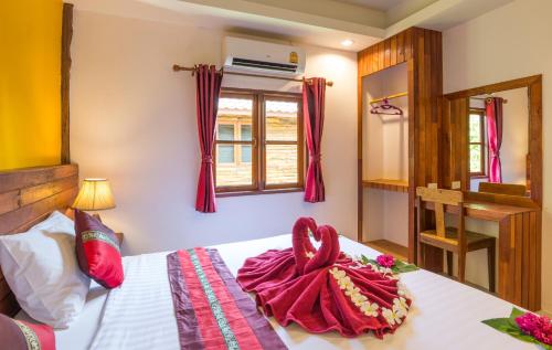 Katil atau katil-katil dalam bilik di Pinthong Aonang Villa