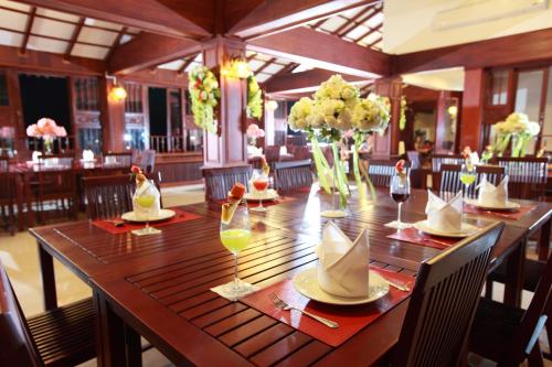 Restoran atau tempat lain untuk makan di Manorom Boutique Hotel