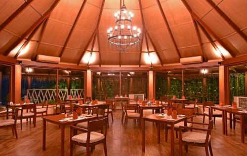 Εστιατόριο ή άλλο μέρος για φαγητό στο Adaaran Select Huduran Fushi - Free Dine around Premium All Inclusive 24 hours - 45 mins by Speedboat