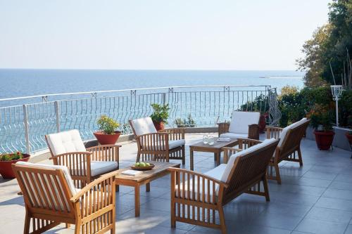 Ein allgemeiner Meerblick oder ein Meerblick von des Hotels aus