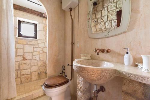 Bilik mandi di Trullo Dei Messapi