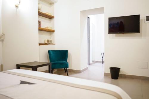 A television and/or entertainment centre at Palazzo Toledano