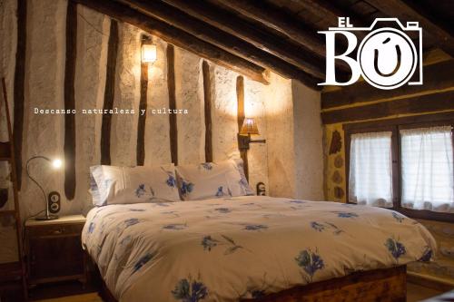 Katil atau katil-katil dalam bilik di CASA RURAL EL BÚ - B&B Alto Tajo Alojamiento Rural Guadalajara