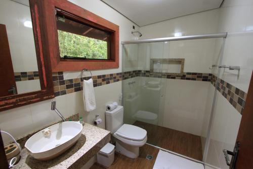 Bilik mandi di Hotel Cabanas
