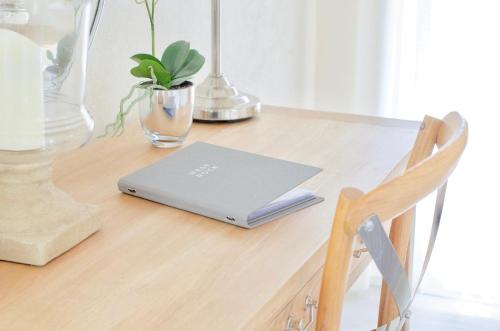  West Rock Villas -  Room  picture :   Tea/Coffee maker    Shower    Safety deposit box                           