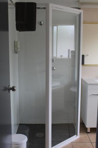 Un baño de Shearing Shed Motor Inn
