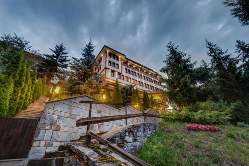 Zahrada ubytování Shiroka Laka Hotel