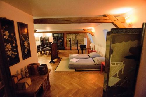 Postel nebo postele na pokoji v ubytování Rittergut/Gutshaus Großgestewitz