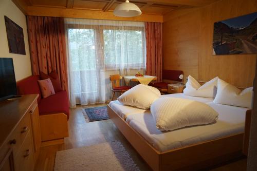 Postel nebo postele na pokoji v ubytování Villa Cornelia