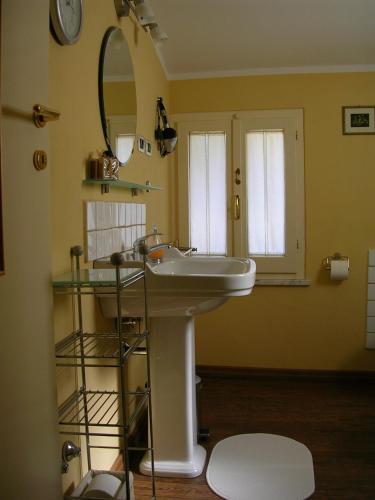 Bilik mandi di Cappone B&B