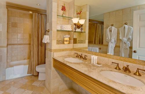 Et badeværelse på Biltmore Hotel Miami Coral Gables